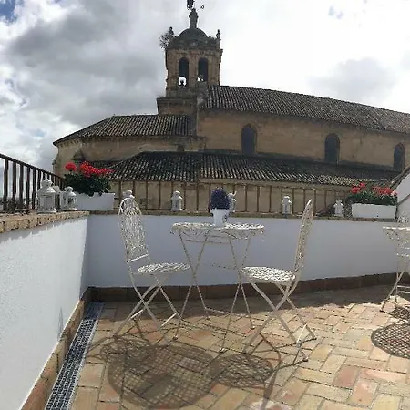 La De Pilar Aparthotel 4*