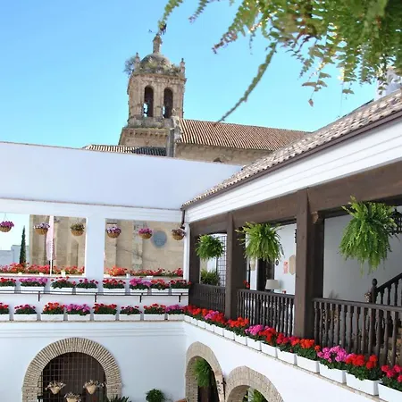 Lejlighedshotel La De Pilar 4*