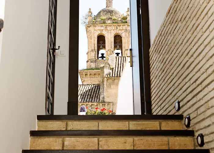 Ξενοδοχείο με διαμερίσματα La De Pilar 4*