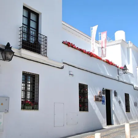 La De Pilar Aparthotel