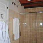 La De Pilar Apartahotel