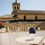 La De Pilar Apartahotel