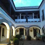 Apartahotel La De Pilar